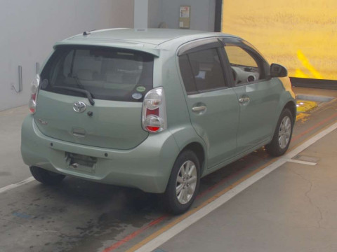 2013 Toyota Passo KGC30[1]