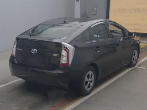 2012 Toyota Prius ZVW30[1]