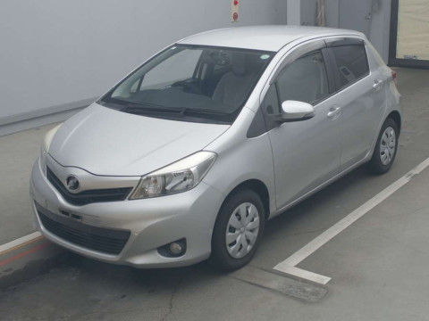 2013 Toyota Vitz NSP130[0]