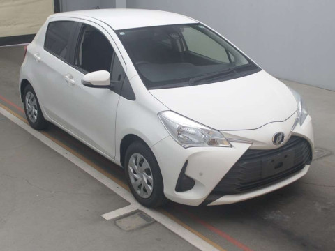 2018 Toyota Vitz KSP130[2]