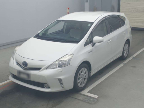 2012 Toyota Prius alpha ZVW41W[0]