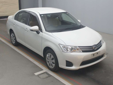 2012 Toyota Corolla Axio NZE164[2]