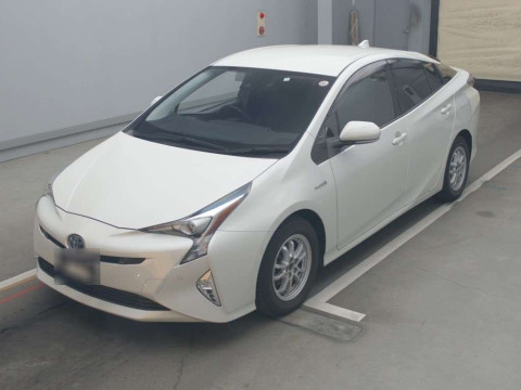 2018 Toyota Prius ZVW50[0]