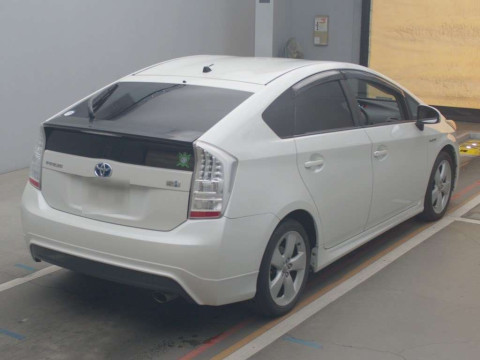 2010 Toyota Prius ZVW30[1]