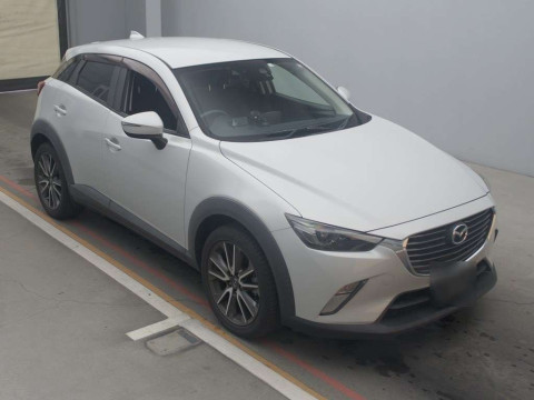 2016 Mazda CX-3 DK5FW[2]