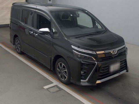 2019 Toyota Voxy ZRR80W[2]