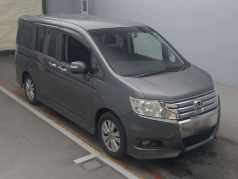 2012 Honda Step WGN Spada RK5[2]