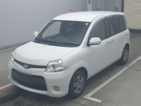 2013 Toyota Sienta NCP81G[0]