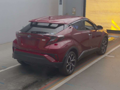 2018 Toyota C-HR ZYX10[1]