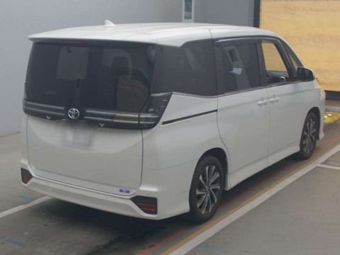 2022 Toyota Voxy MZRA90W[1]