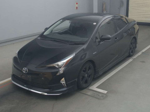 2016 Toyota Prius ZVW50[0]