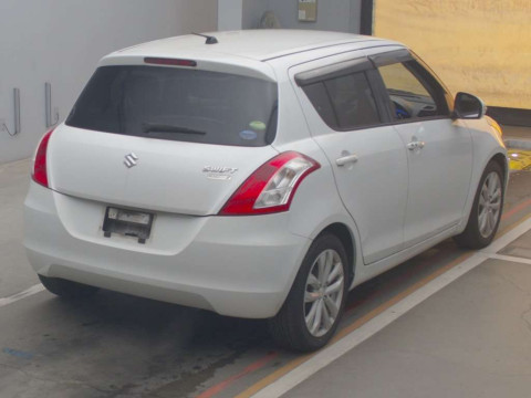 2014 Suzuki Swift ZC72S[1]