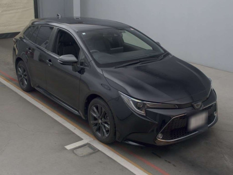 2020 Toyota Corolla Touring Wagon ZRE212W[2]