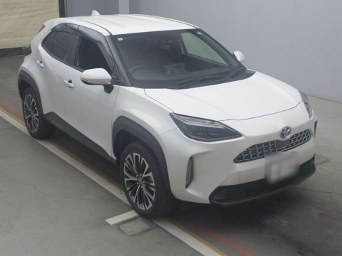 2023 Toyota YARIS CROSS MXPJ10[2]