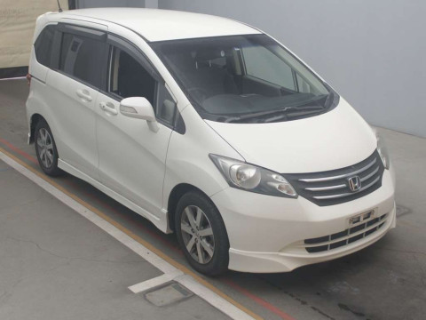 2009 Honda Freed GB3[2]