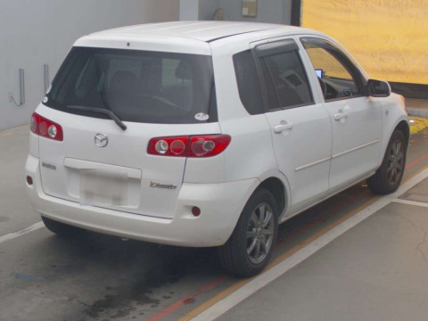 2005 Mazda Demio DY3W[1]