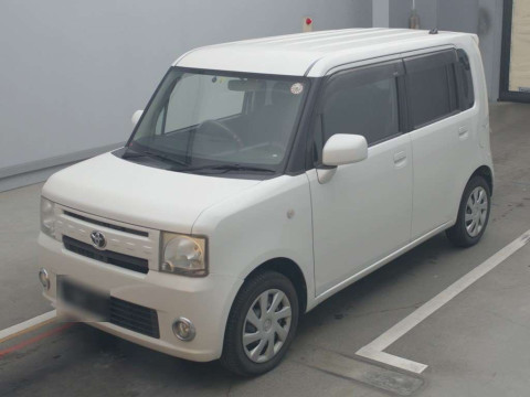 2011 Toyota Pixis Space L575A[0]