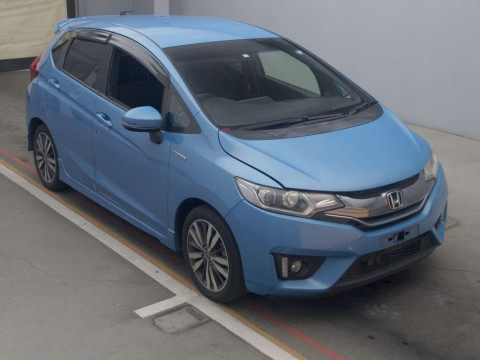 2014 Honda Fit Hybrid GP5[2]