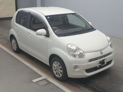 2011 Toyota Passo NGC30[2]