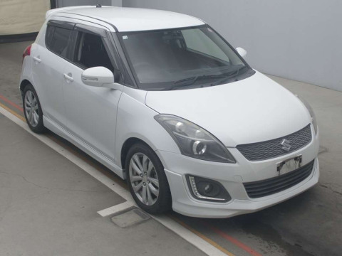 2014 Suzuki Swift ZC72S[2]