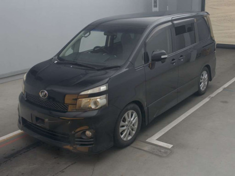 2010 Toyota Voxy ZRR70W[0]