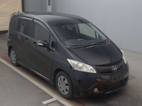 2012 Honda Freed GB3[2]