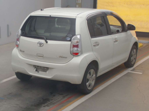 2012 Toyota Passo KGC30[1]