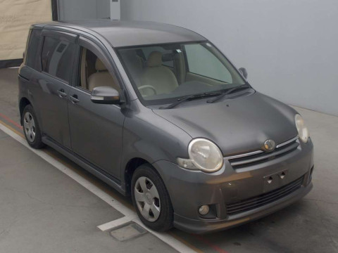 2008 Toyota Sienta NCP81G[2]