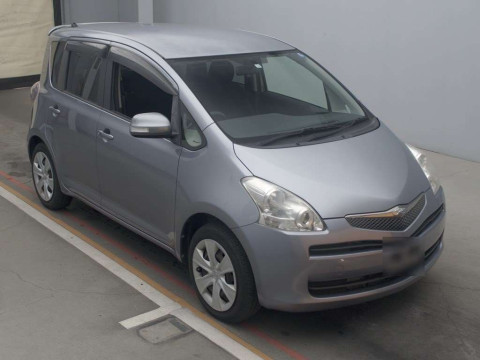 2009 Toyota Ractis NCP100[2]