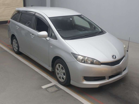 2012 Toyota Wish ZGE20G[2]