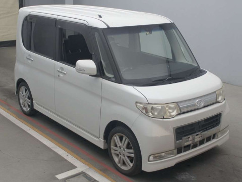 2009 Daihatsu Tanto L375S[2]