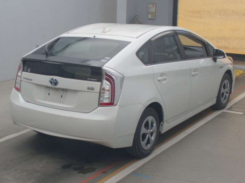 2014 Toyota Prius ZVW30[1]