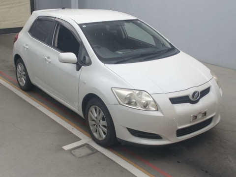 2008 Toyota Auris NZE151H[2]