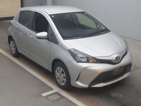 2014 Toyota Vitz KSP130[2]