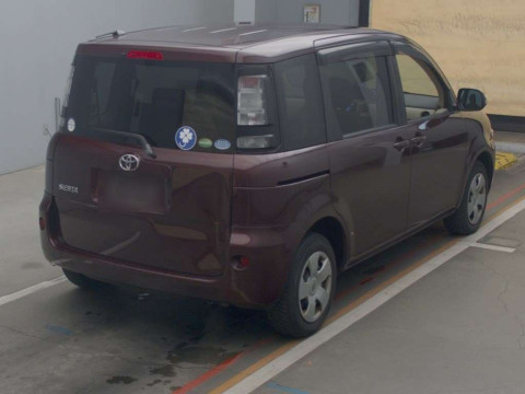 2014 Toyota Sienta NCP81G[1]