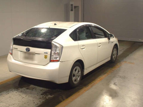 2010 Toyota Prius ZVW30[1]