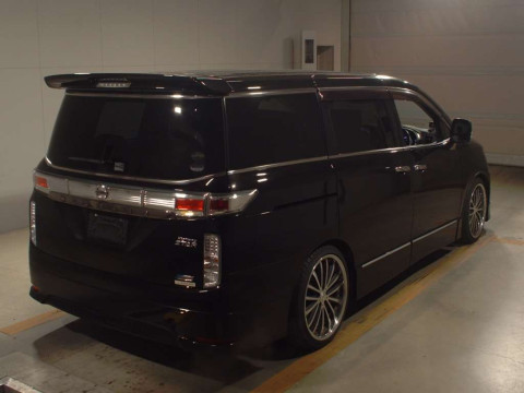 2012 Nissan Elgrand TE52[1]