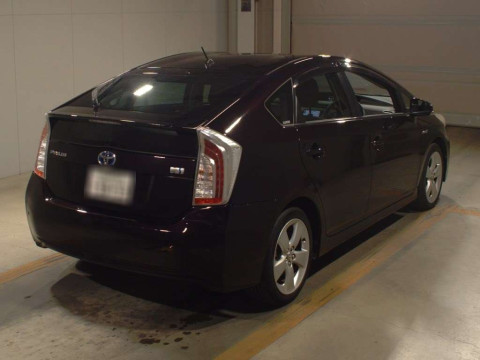 2012 Toyota Prius ZVW30[1]