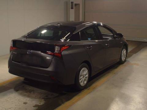 2019 Toyota Prius ZVW51[1]