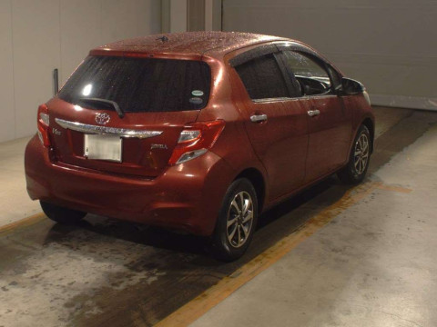 2016 Toyota Vitz NSP130[1]