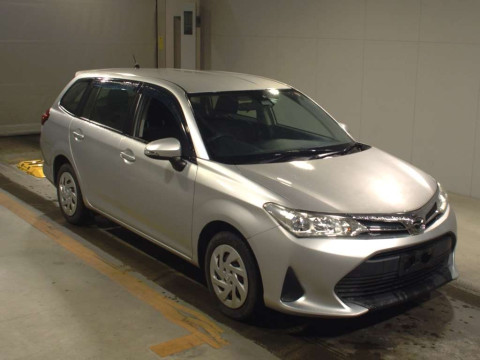 2017 Toyota Corolla Fielder NRE161G[2]