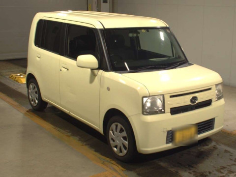 2012 Daihatsu Move Conte L575S[2]