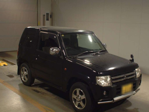 2010 Mitsubishi Pajero Mini H53A[2]