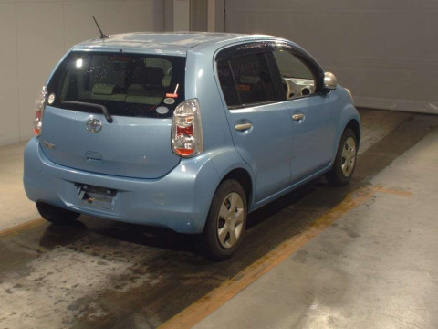 2010 Toyota Passo KGC30[1]