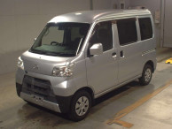 2018 Daihatsu Hijet Cargo