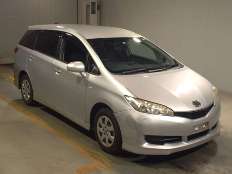 2010 Toyota Wish ZGE20G[2]