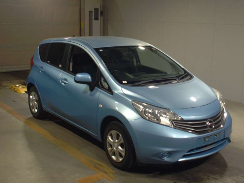 2012 Nissan Note E12[2]