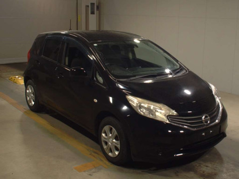 2014 Nissan Note E12[2]