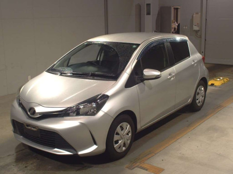 2015 Toyota Vitz NSP130[0]