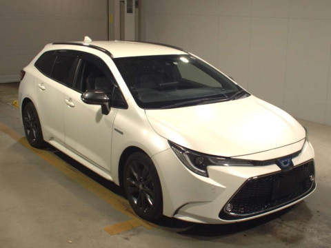 2019 Toyota Corolla Touring Wagon ZWE211W[2]